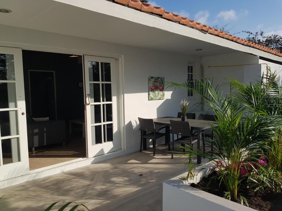 4-Pers Accomodatie Julianadorp, Curacao Willemstad Dış mekan fotoğraf